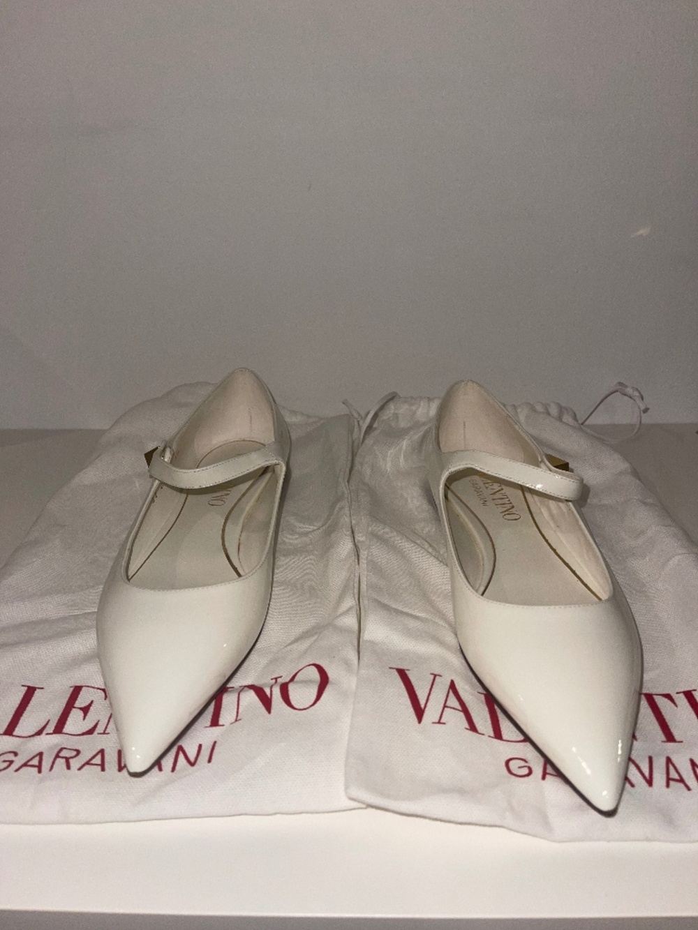 Valentino Garavani Women Black Patent Leather Mary Jane Ballet Flat Shoes Sz 38